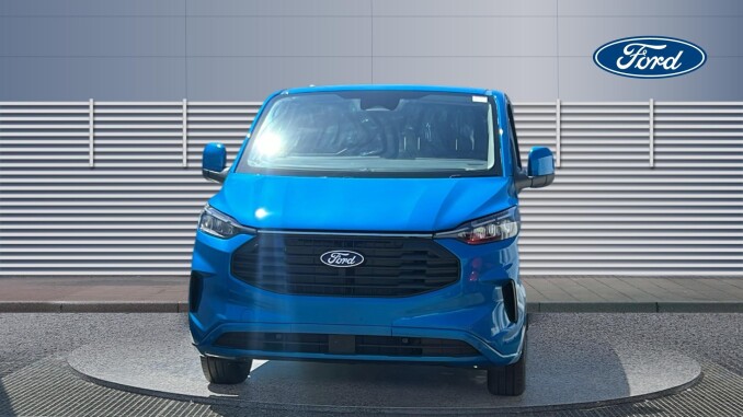 Ford Transit Custom 280 L1 Diesel Fwd 2.0 EcoBlue 136ps H1 Van Limited - Image 3